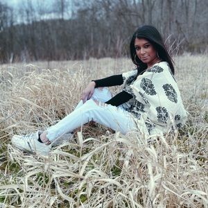 Meet your Posher, Pia